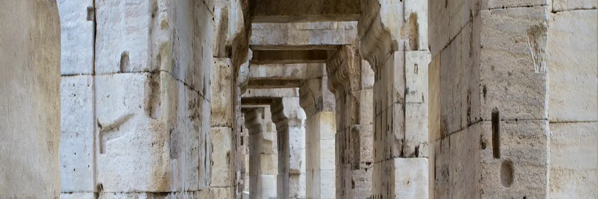 Image Pose abri de piscine Arles