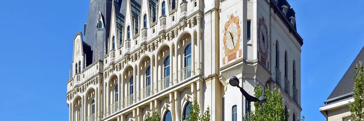 Image Pose abri de piscine Chartres