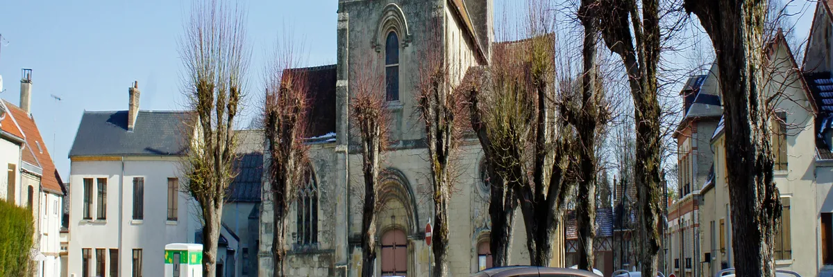 Image Pose abri de piscine Fismes