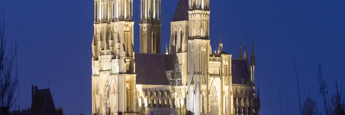 Image Pose abri de piscine Laon