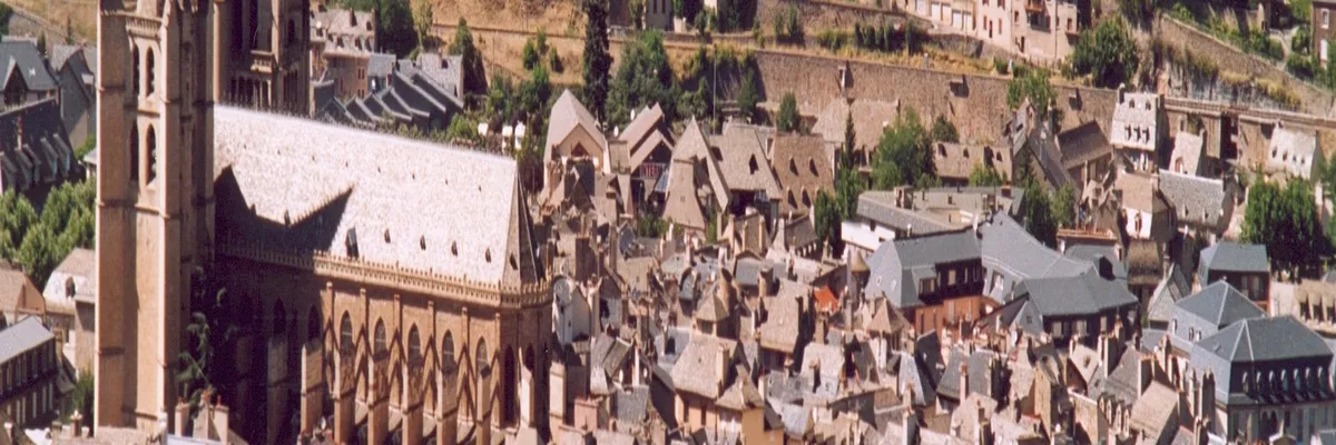 Image Pose abri de piscine Mende