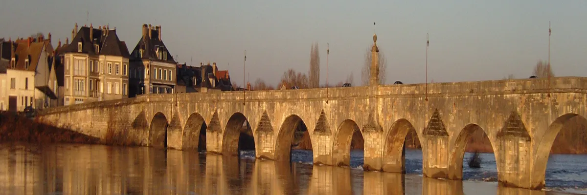 Image Pose abri de piscine Nièvre