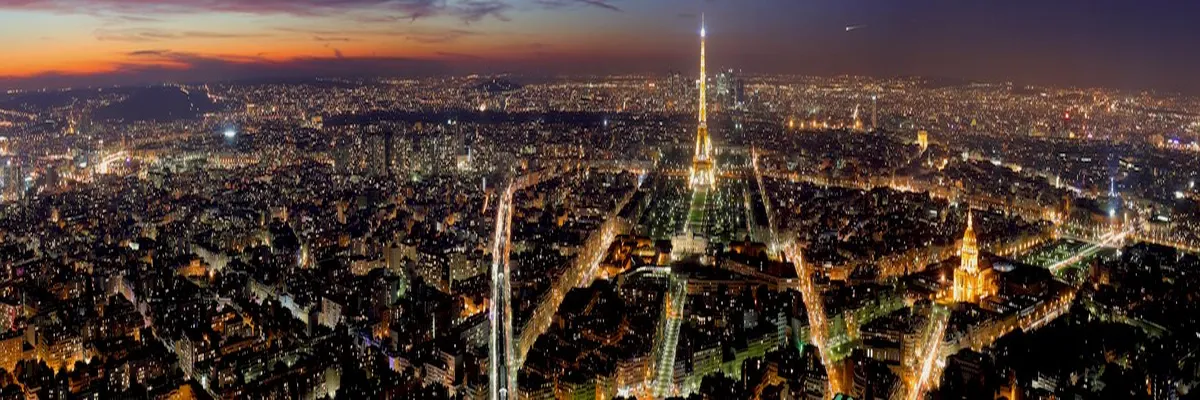 Image Pose abri de piscine Paris