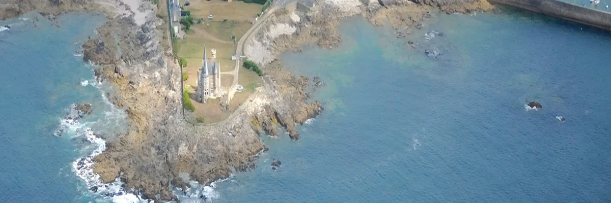 Image Pose abri de piscine Quiberon