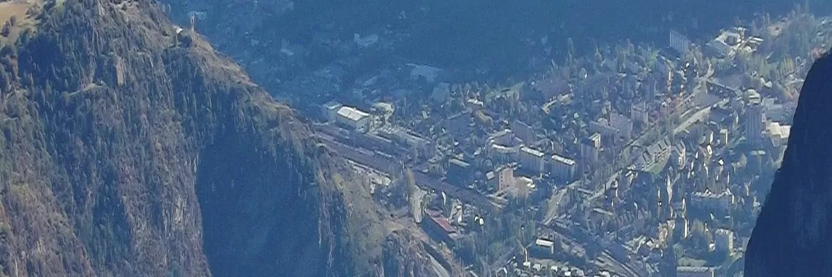 Image Pose abri de piscine Saint-Jean-de-Maurienne