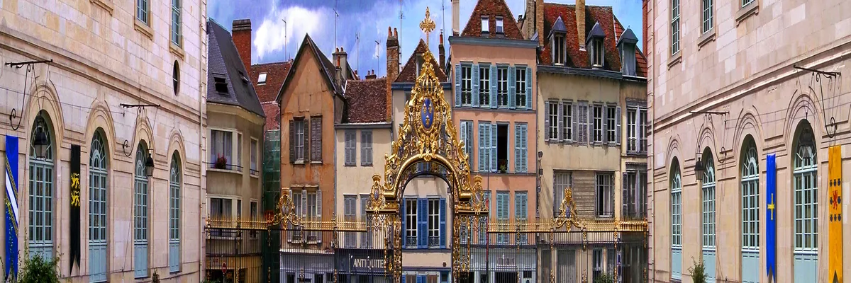 Image Pose abri de piscine Troyes